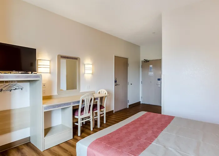 Baymont By Wyndham Hotel 2*