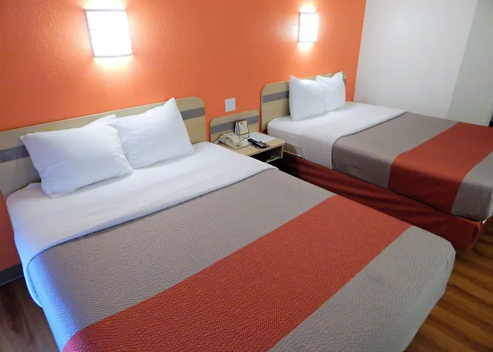 Hotel Baymont By Wyndham Sheridan