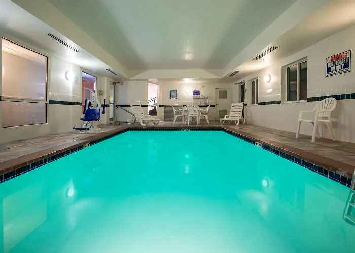 Hotel Baymont By Wyndham Sheridan