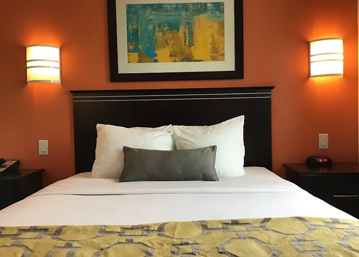 Hotel Baymont By Wyndham